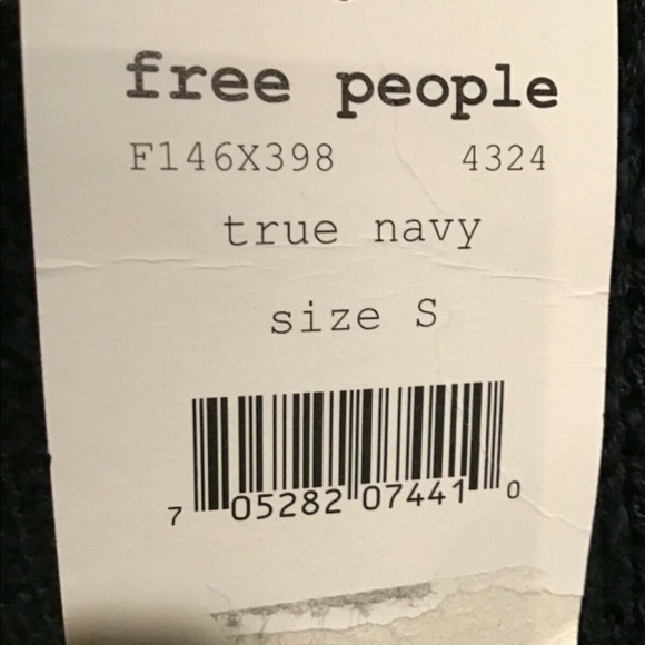 NWT Free people cotton navy knit tunic buttons on the back and 2 pockets S - Picture 7 of 11